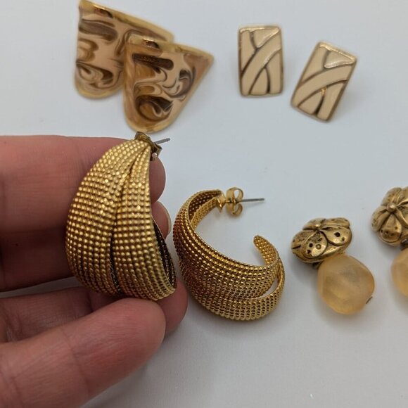 Vintage Earrings Stud Pierced Chunky Bold Statement Gold Tone Mix Lot of 7 - Picture 5 of 12